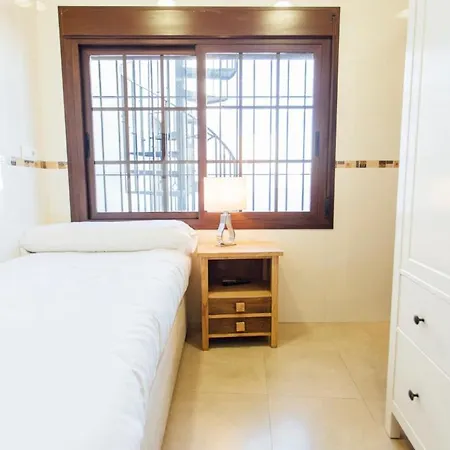 Appartement Duplex With Terrace- 5bd 3bth- Center